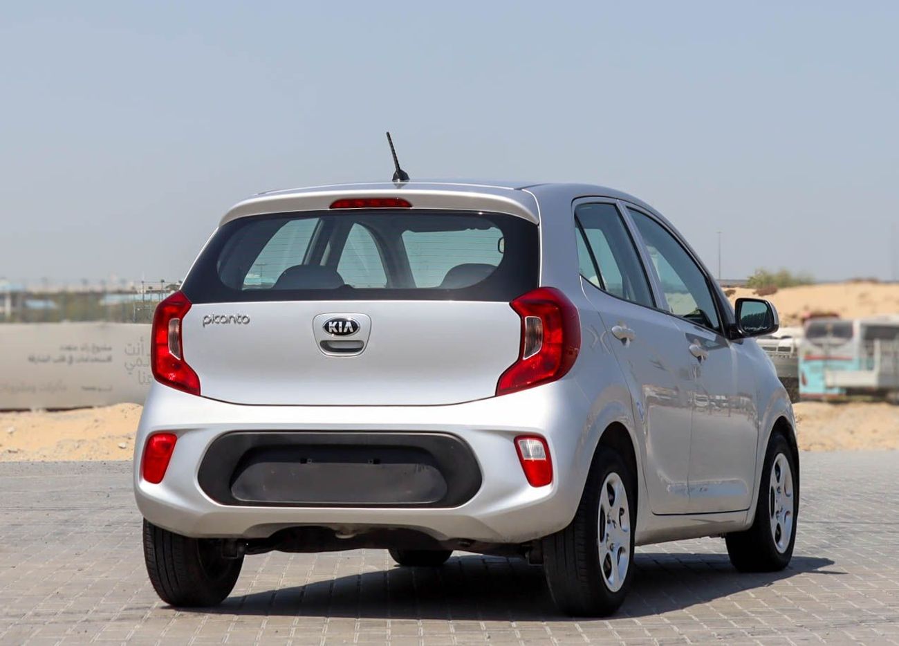 Kia Picanto Base 1.2L Kia Picanto 1.2L 2020 GCC accident-free, in excellent condition, 376 P.M