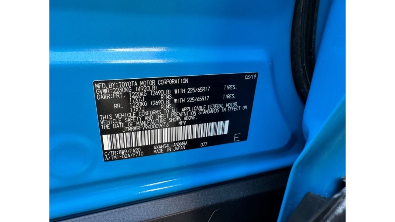 تويوتا راف ٤ XLE