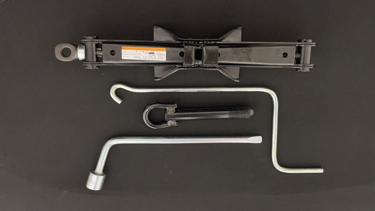 تويوتا يارس SE 1.5 | بدون دفعة مقدمة | اختبار القيادة في المنزل