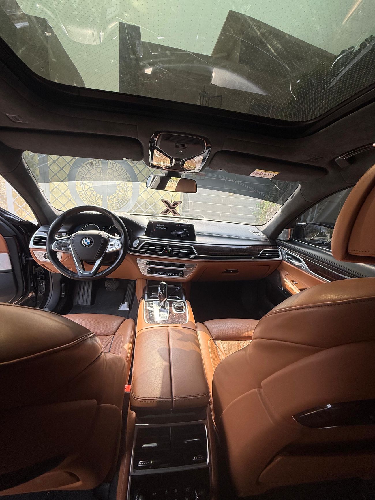 بي أم دبليو 750Li