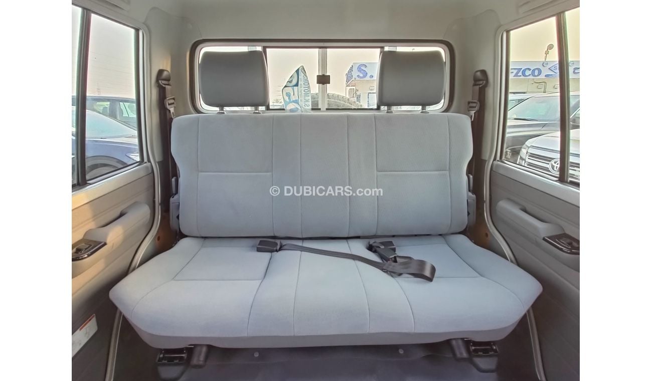 Toyota Land Cruiser Pick Up 4.5L V8 DIESEL, M/T / DOUBLE CABBIN / DIFF LOCK ( CODE # 7899)