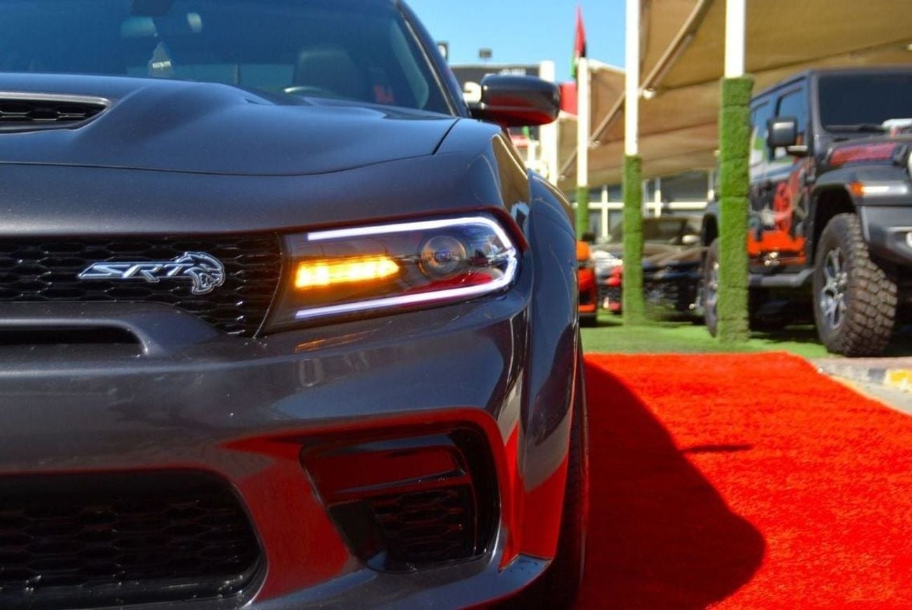 Dodge Charger SRT HELLCAT WIDEBODY SXT Mid 3.6L SRT KIT & WIDR BODE // SUN ROOF //AIR BAGS // VERY GOOD CONDITION