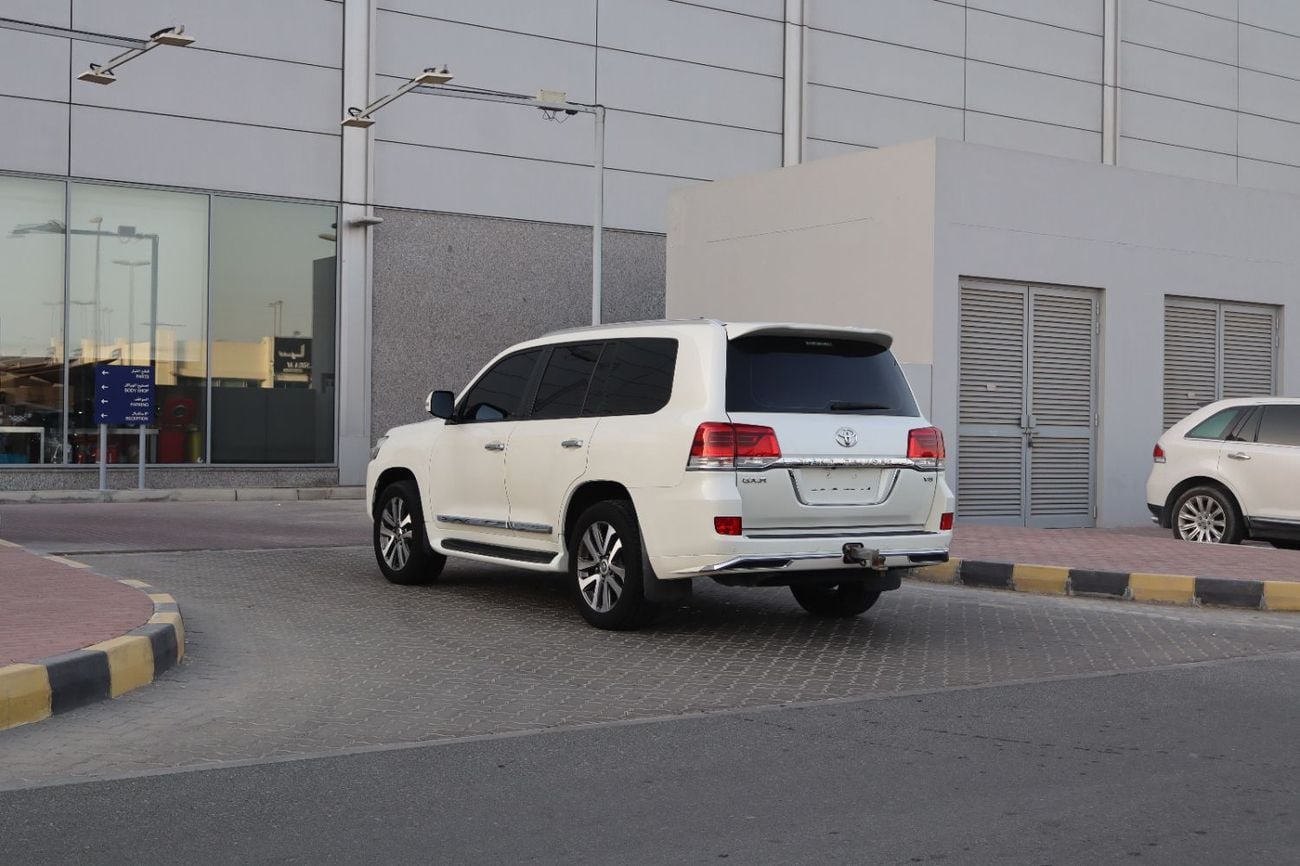 Toyota Land Cruiser GXR 4.6L