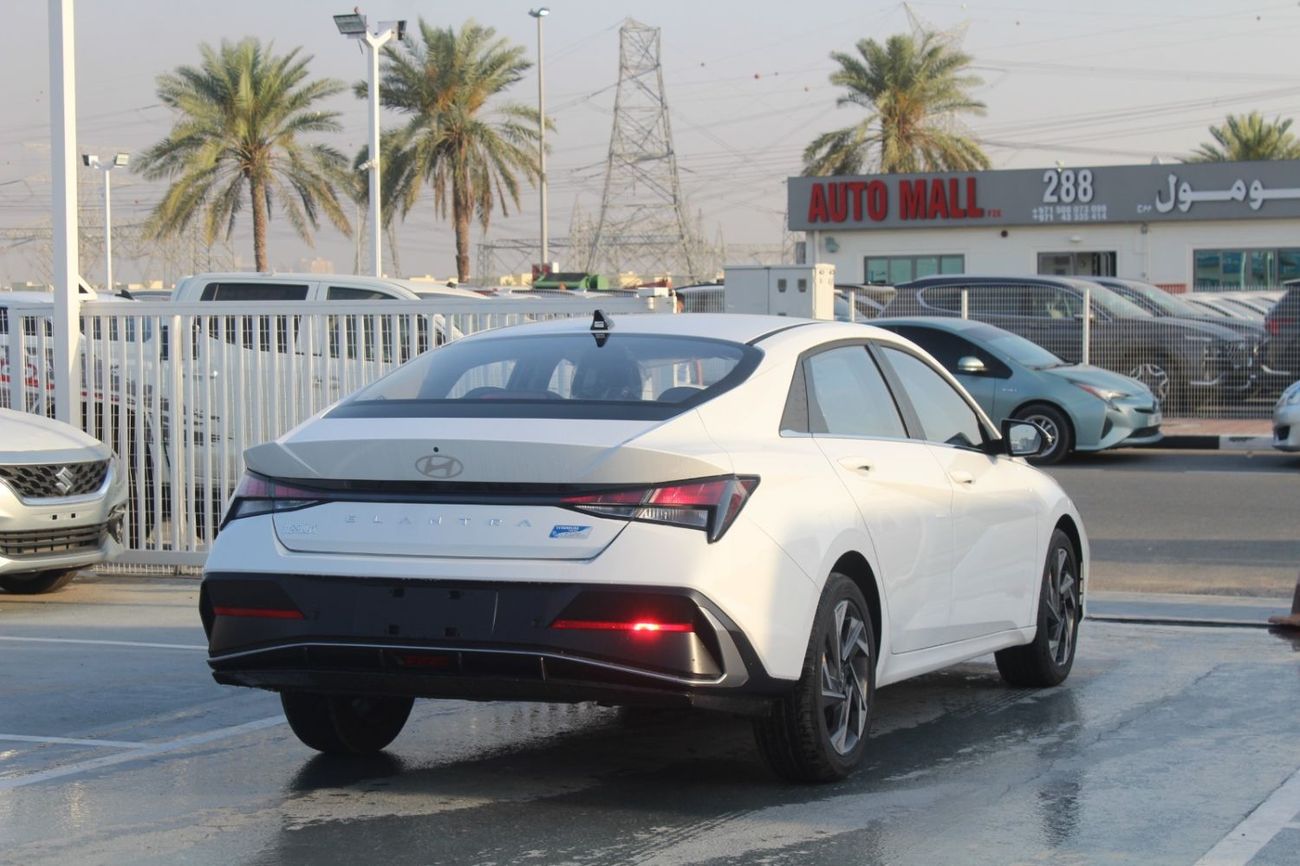 Hyundai Elantra 1.5 Comfort Automatic