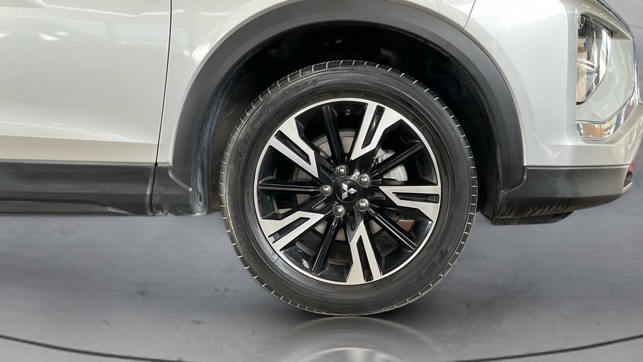 Mitsubishi Eclipse Cross GLS MIDLINE | Guaranteed Warranty | 0 Down Payment