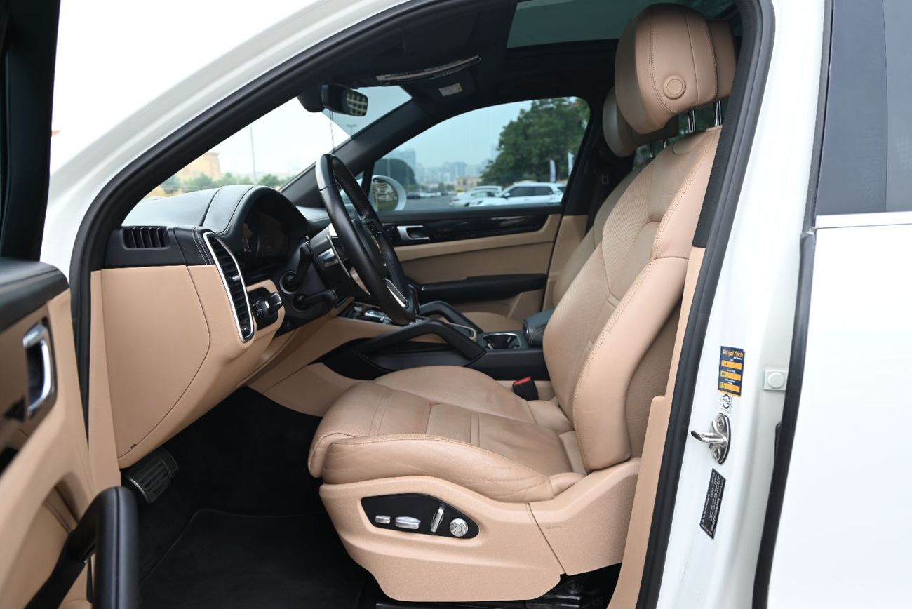 Porsche Cayenne 0% DP - PORSCHE CAYENNE S - 3.0TC V6 4WD - GCC SPECS - WELL MAINTAINED