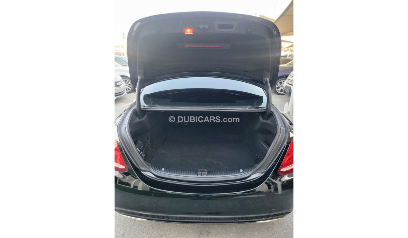 Mercedes-Benz C 200 AMG Pack