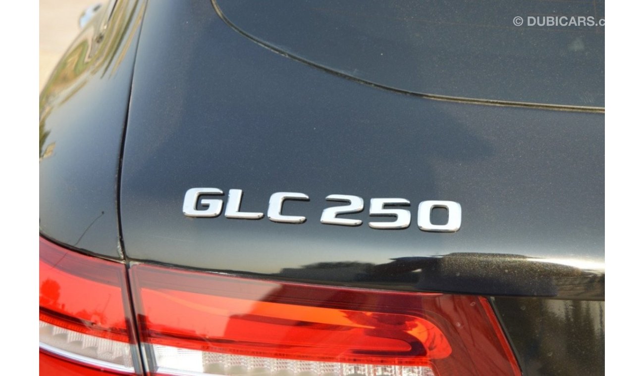 مرسيدس بنز GLC 250 Full option clean car accident free