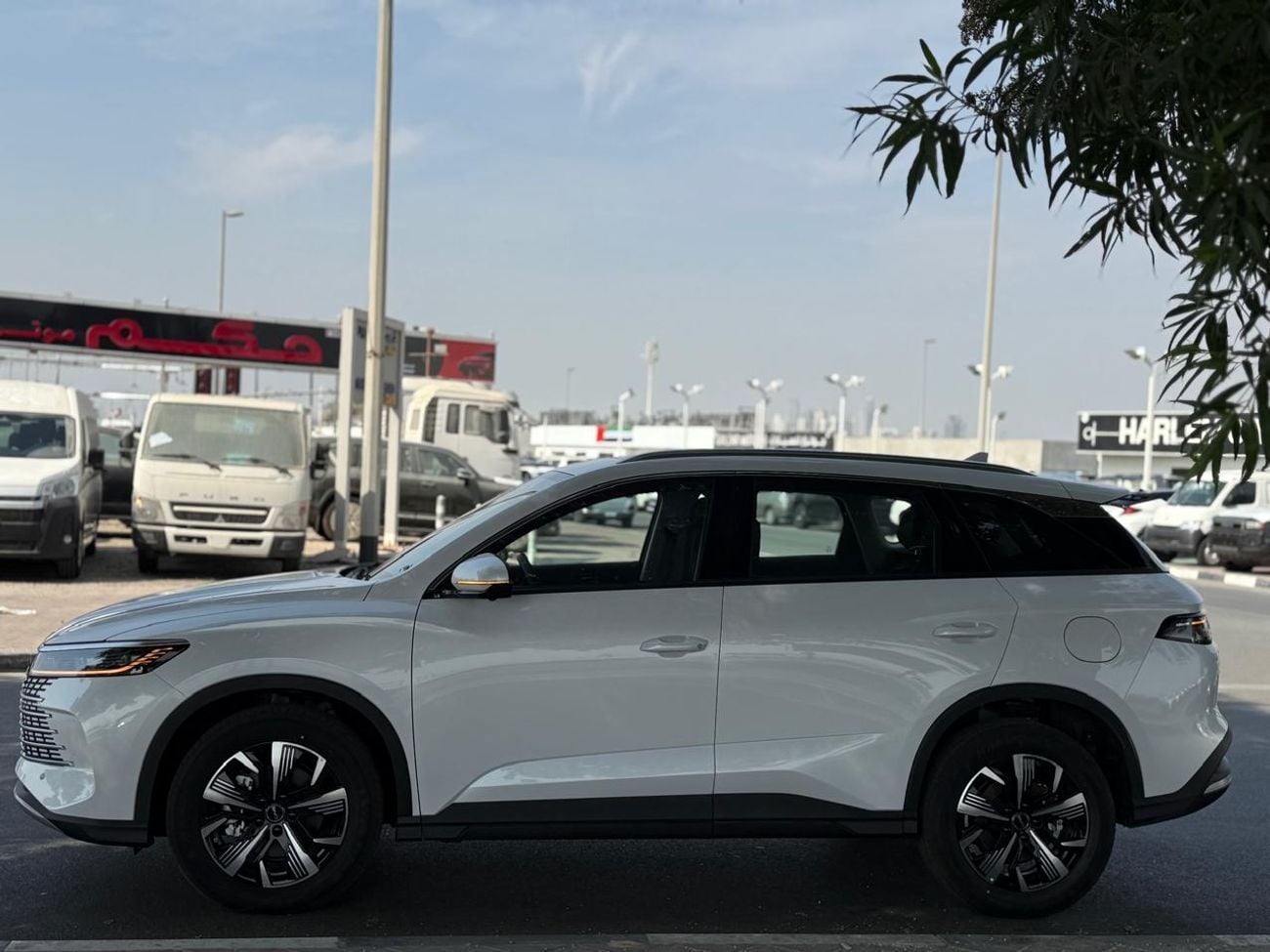 BYD Sealion 05 2025 BYD SEALION 05 DM-i (PHEV) SUV