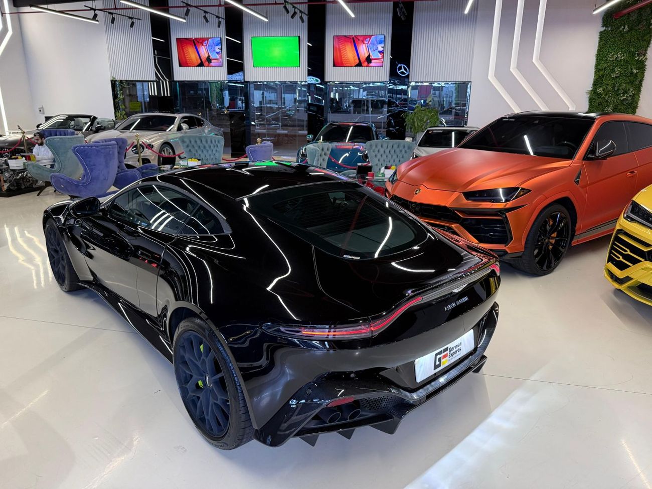 أستون مارتن فانتيج AMR 4.0L