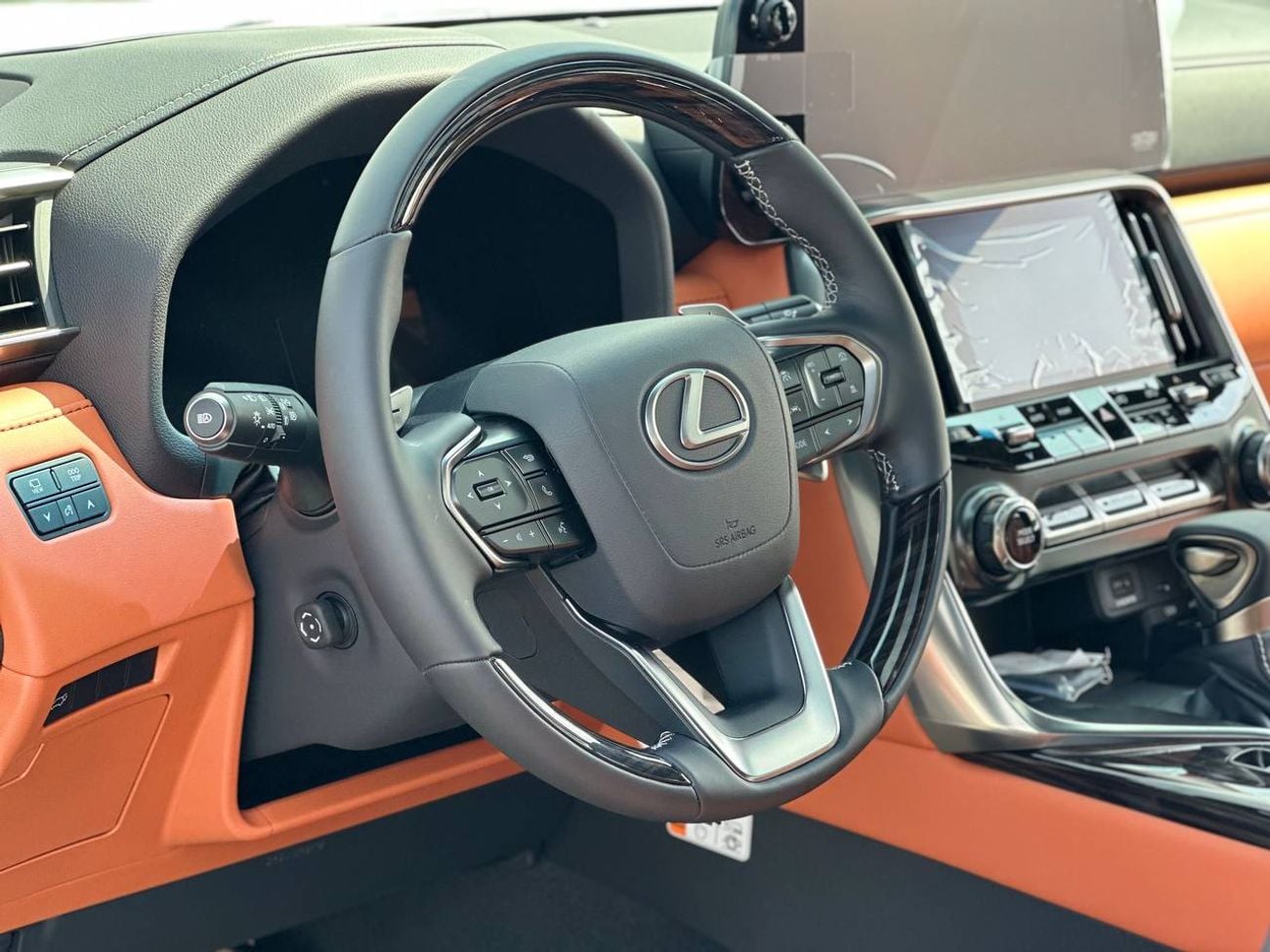 Lexus LX 600 VIP 3.5L PTR A/T // 2026 // Full With VIP Seats , Radar & Head Up Display , 360 Camera // Special Of