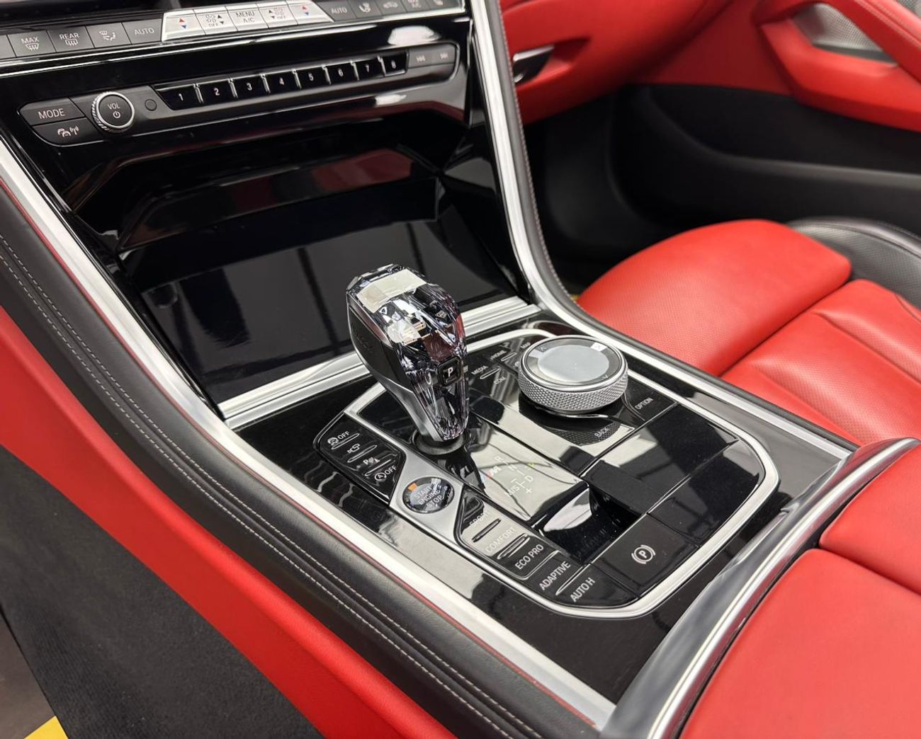 BMW M850i xDrive 4.4L 2022 BMW M850i xDrive Gran Coupe, Feb/2027 BMW Warranty + Service Contract, BMW Full Ser