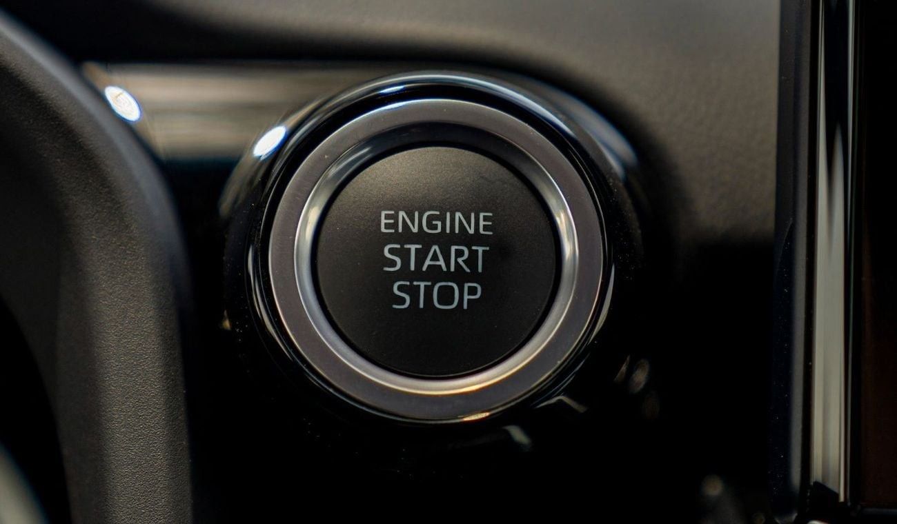 Toyota Land Cruiser GXR 4.0L V6 PETROL