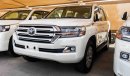 Toyota Land Cruiser VX.R V8 5.7 White Edition