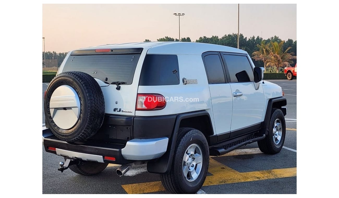 Toyota FJ Cruiser GCC specifications
