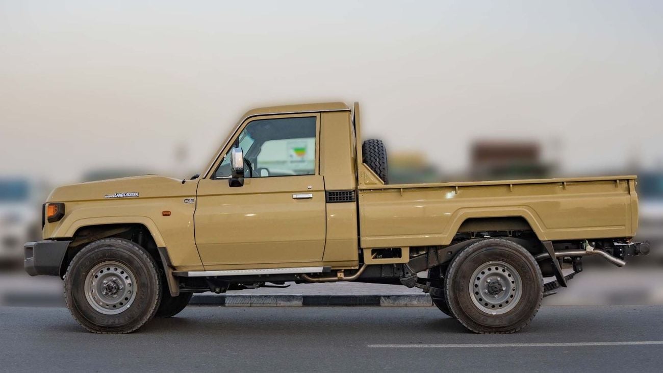 تويوتا لاند كروزر بيك آب 2026 Toyota Land Cruiser LC79 4.0L AT Petrol (Beige) Basic