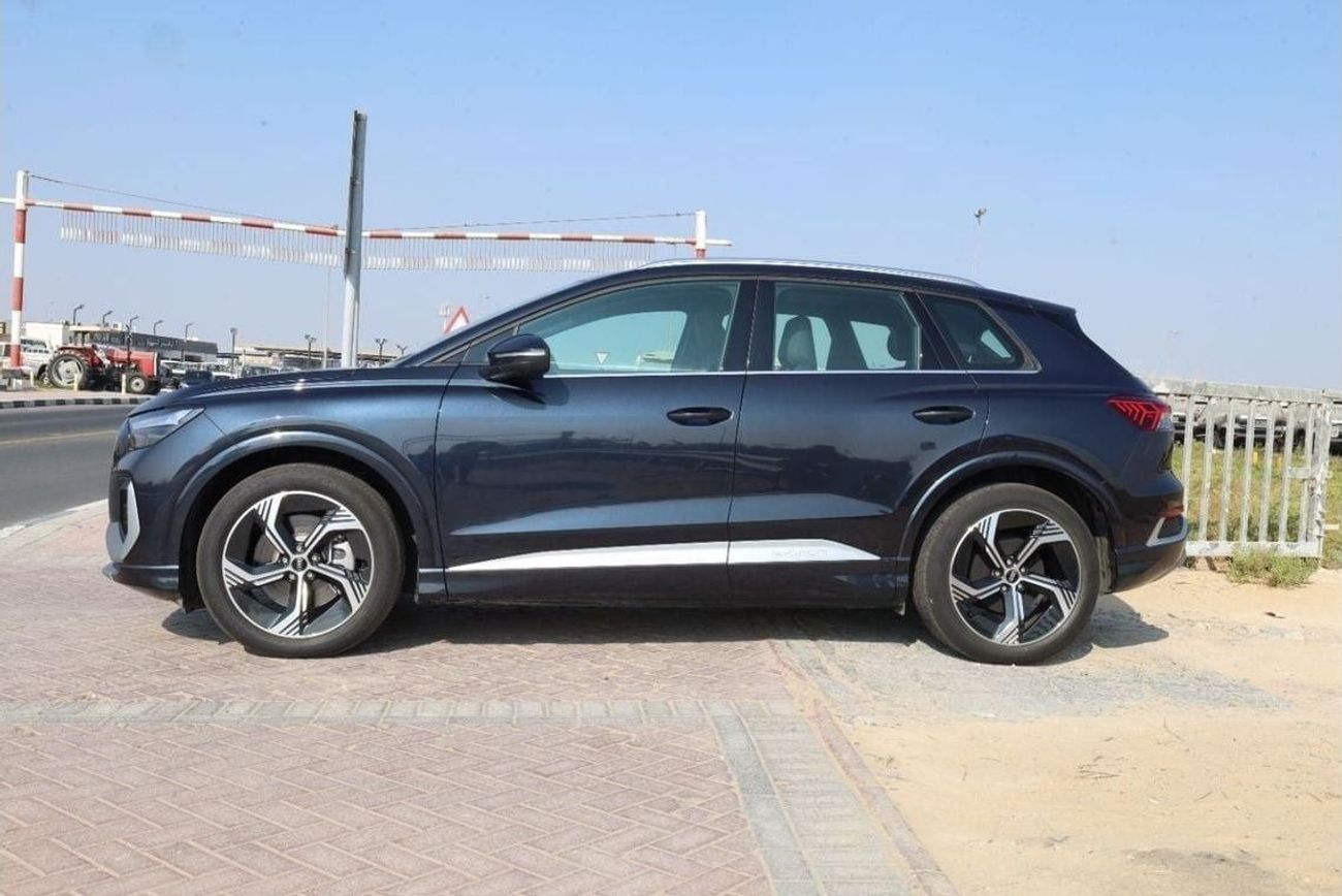 Audi Q4 Audi_Q4_40e-tron_605KM_2024_Full_Options