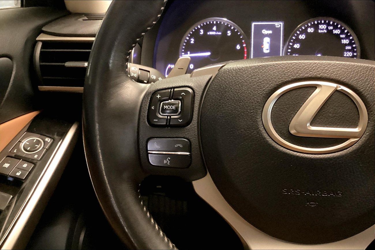 Lexus IS300 Premier | Guaranteed Warranty | 0 Down Payment