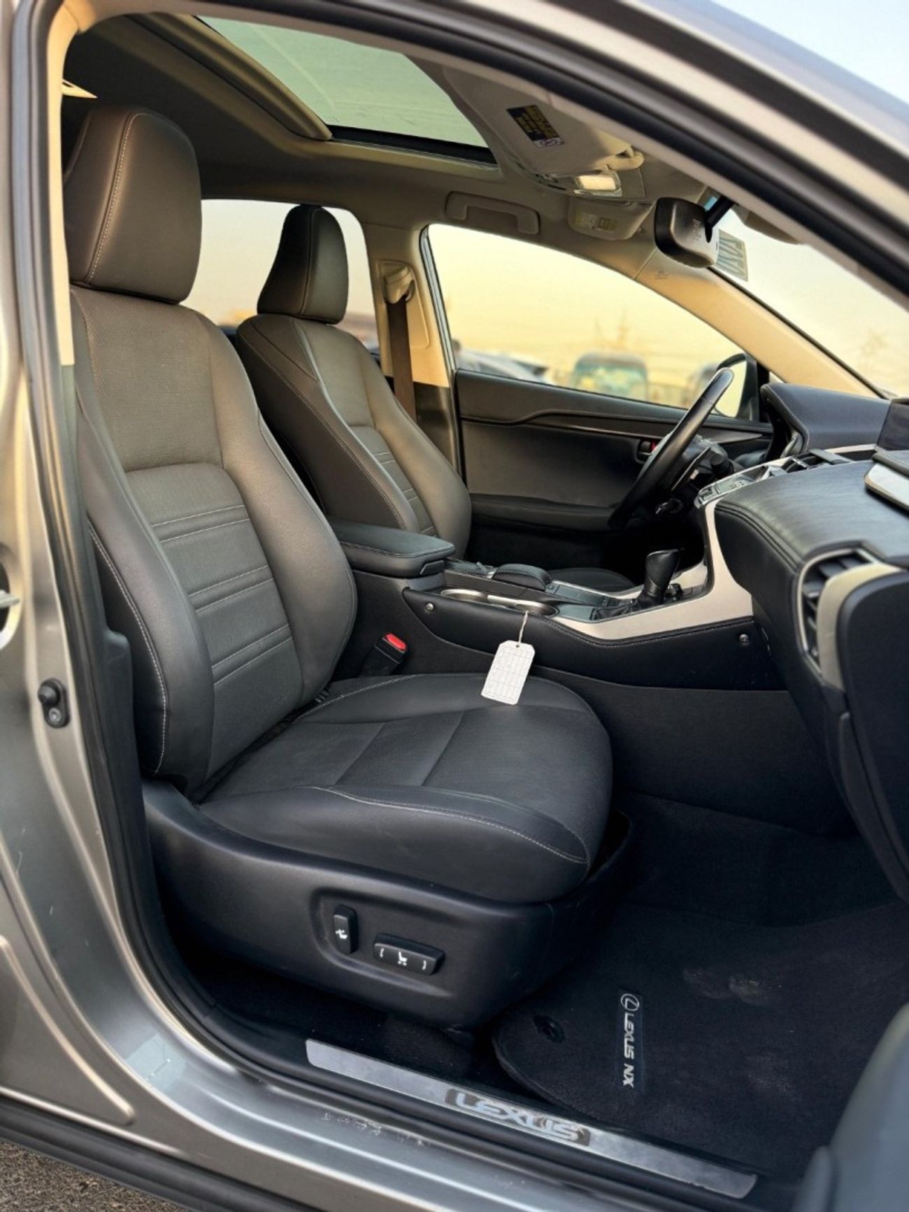 Lexus NX300 Premium 360 camera Full Option