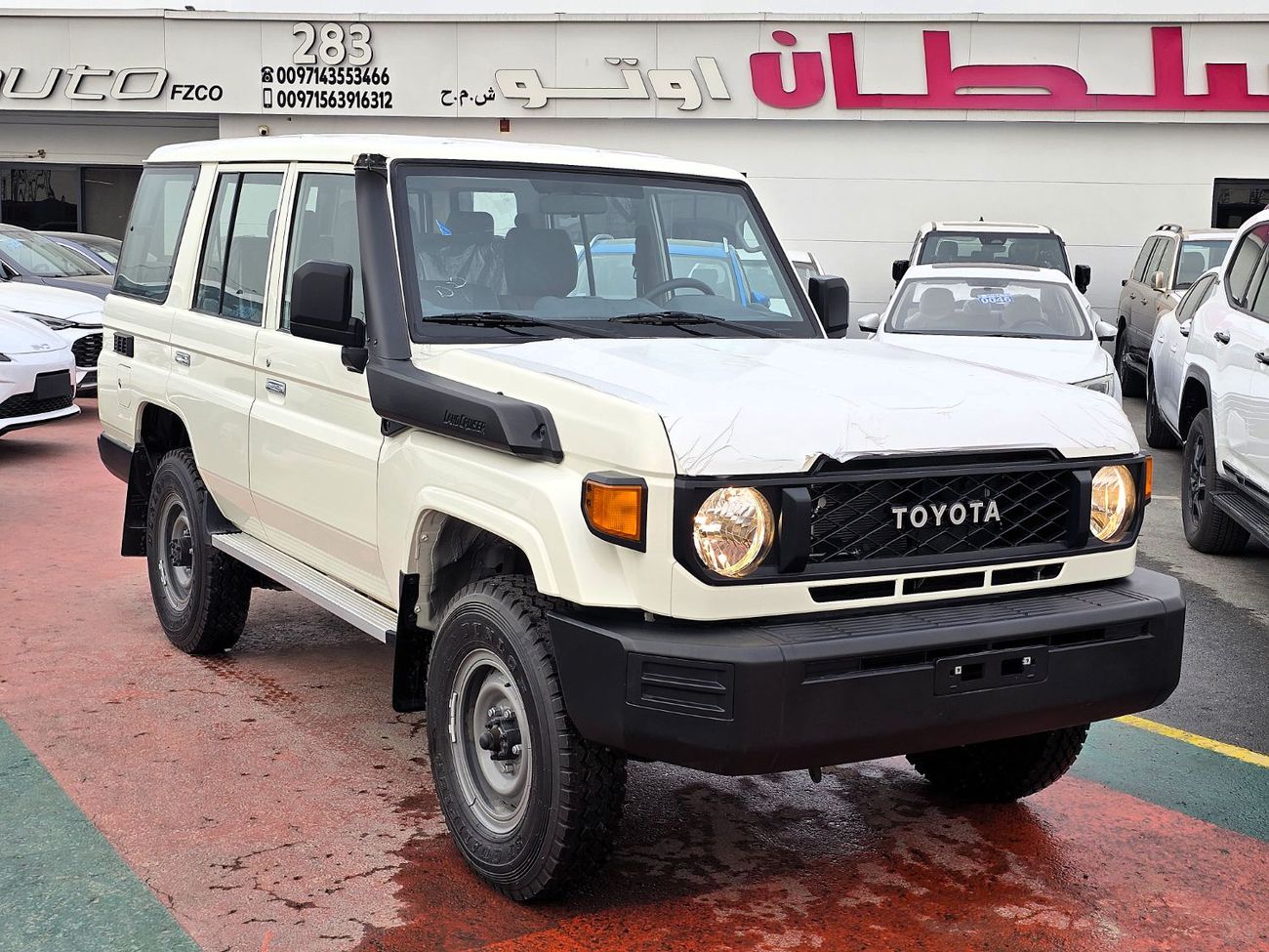تويوتا لاند كروزر 70 Toyota Land Cruiser 76 4.2l M/T Diesel 4WD Whitout Def Lock , Fog light White Color 2025 Model