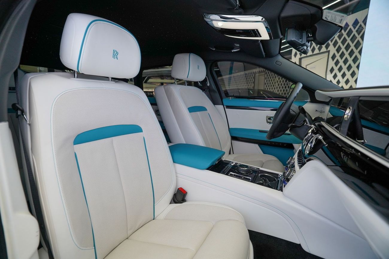 Rolls-Royce Ghost 6.75T Extended Wheelbase