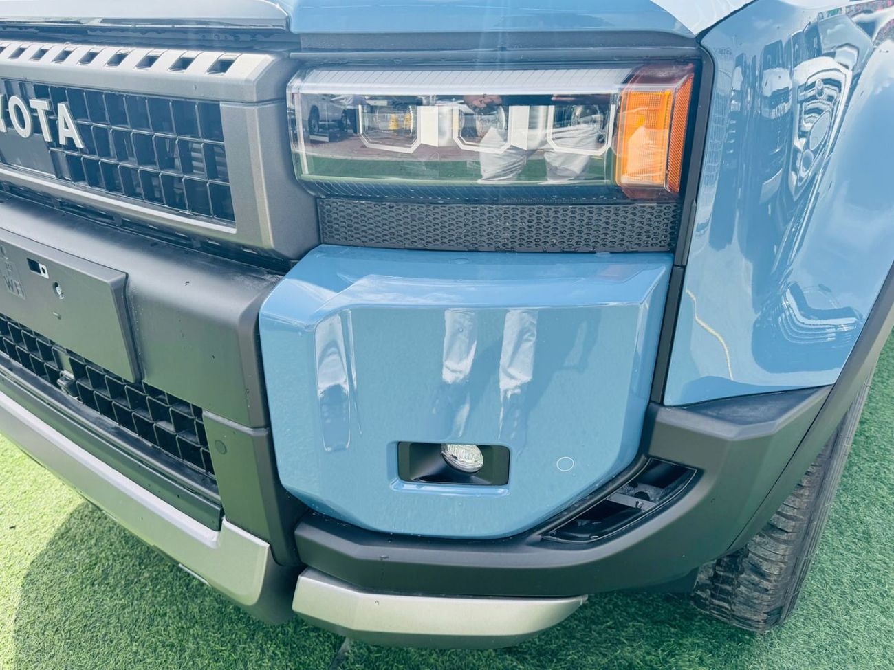 تويوتا برادو TOYOTA LAND CRUISER PRADO ADVENTURE 2.4L PETROL