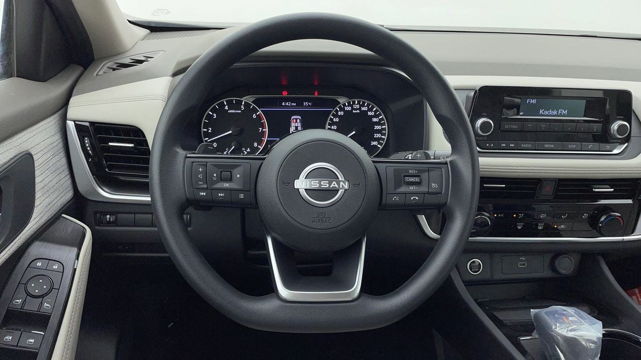 نيسان إكس تريل S 4WD 3RD ROW 2.5 | بدون دفعة مقدمة | اختبار القيادة في المنزل