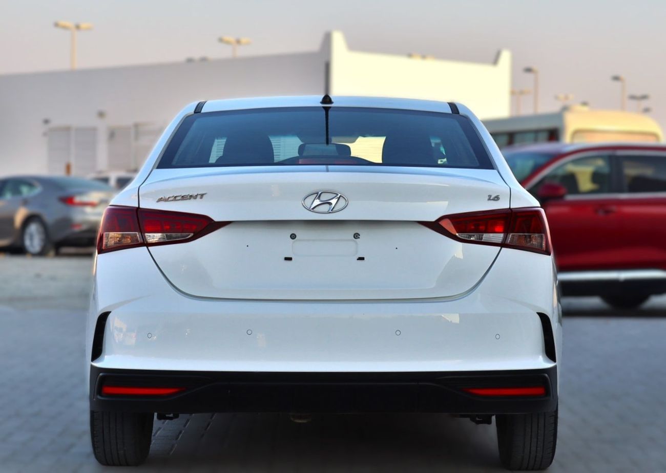 Hyundai Accent 2021 Hyundai Accent GL (RB), 4dr Sedan, 1.6L 4cyl Petrol, Automatic, Front Wheel Drive