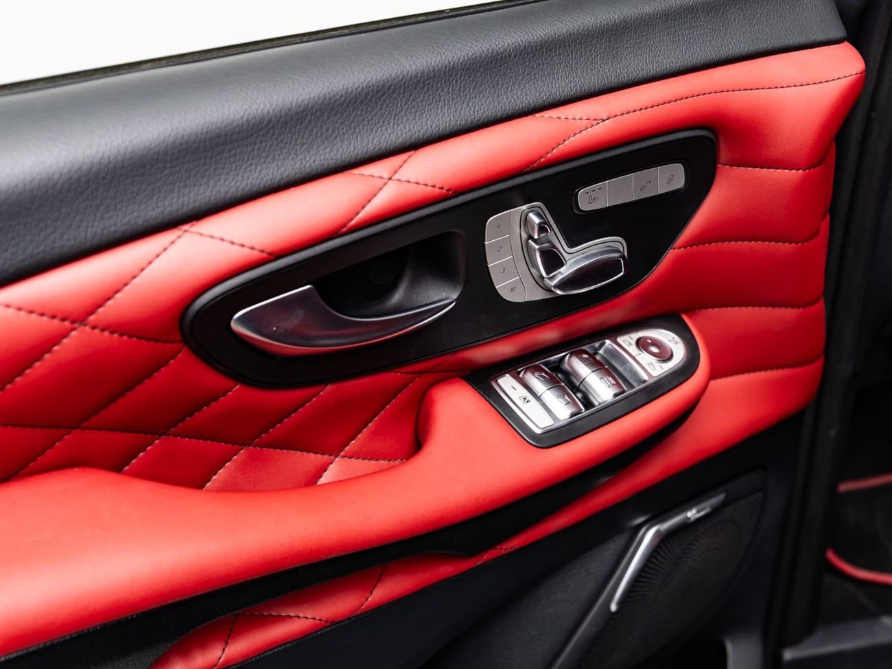 Mercedes-Benz V 250 Std 2.1L 2024 Mercedes V250 Falcon Edition, 2027 Mercedes Warranty + 2030 Service Contract, Low KMs,