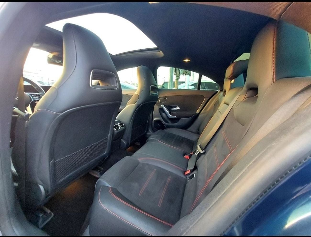 مرسيدس بنز CLA 250 PREMIUM PLUS 2.0L