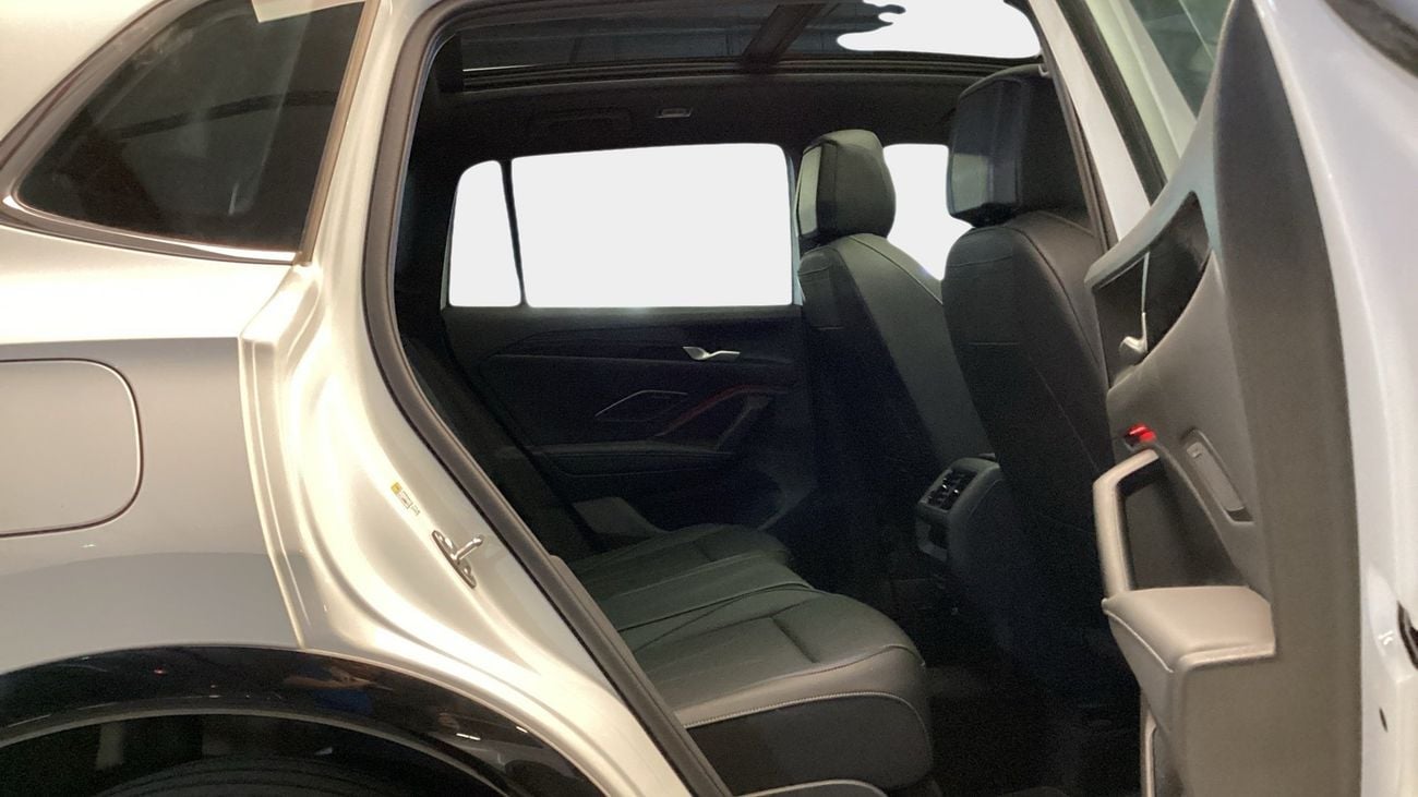 Volkswagen Tiguan R-LINE | Guaranteed Warranty | 0 Down Payment