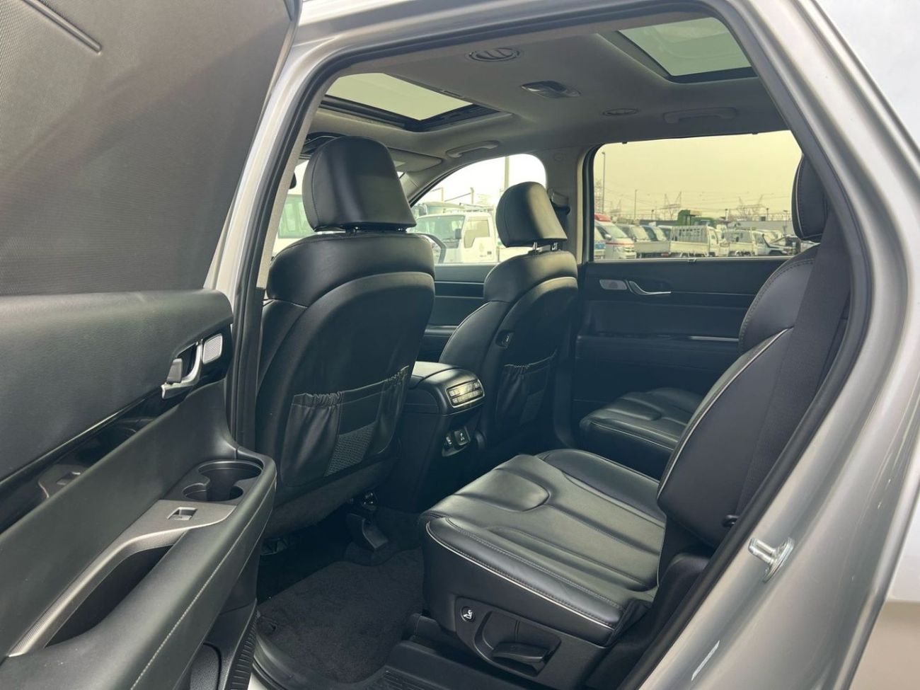 Hyundai Palisade 2022 Hyundai Palisade Limited Full Panoramic Option with 360* Camera - 4 wheel drive  -