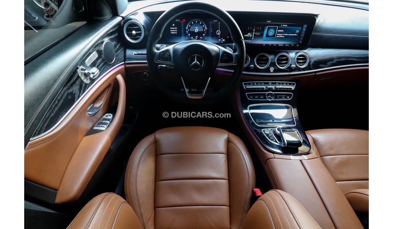 مرسيدس بنز E200 W213