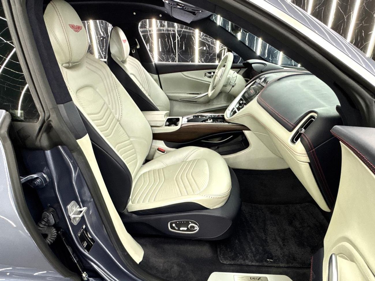 Aston Martin DBX 2021 Aston Martin DBX 505, Feb 2027 Aston Martin Warranty, Fully Loaded, Very Low Kms, GCC