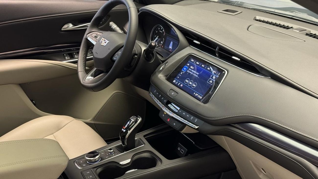 كاديلاك XT4 Cadillac xt4 Gcc warranty