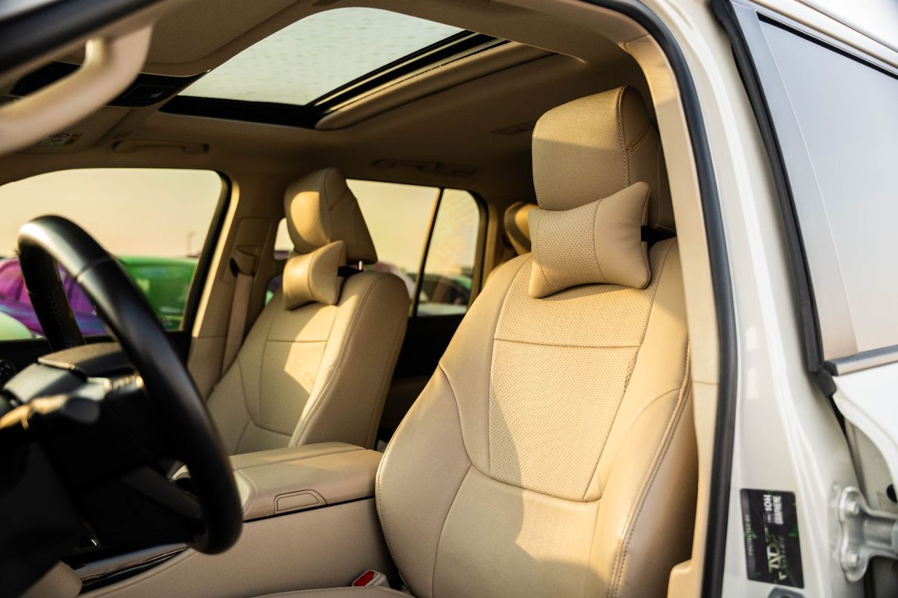 Toyota Land Cruiser EXR 4.0L V6 Agency Warranty Full Service History GCC