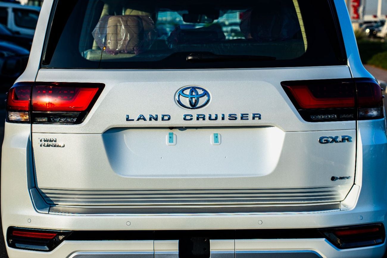 Toyota Land Cruiser 2026 Toyota Land Cruiser GXR Hybrid 3.5L Twin-Turbo V6