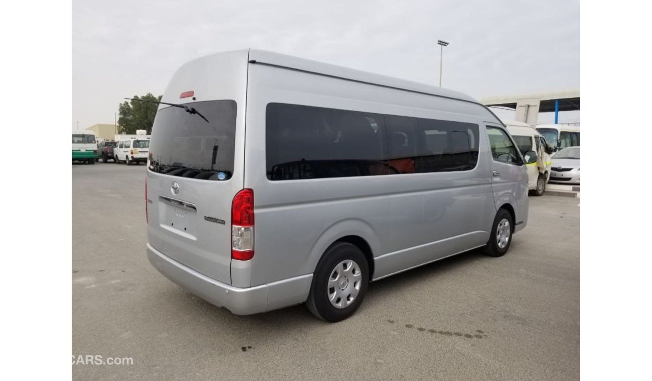 تويوتا هاياس Hiace Commuter RIGHT HAND DRIVE (Stock no PM 565 )