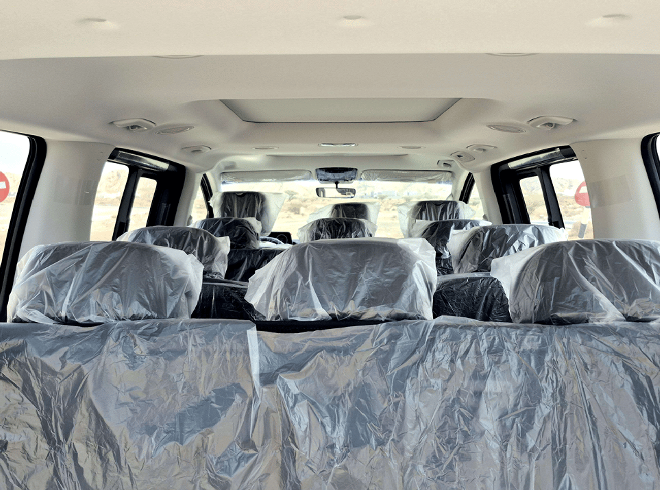 هيونداي ستاريا (US4) 11 SEATER PREMIER A/T