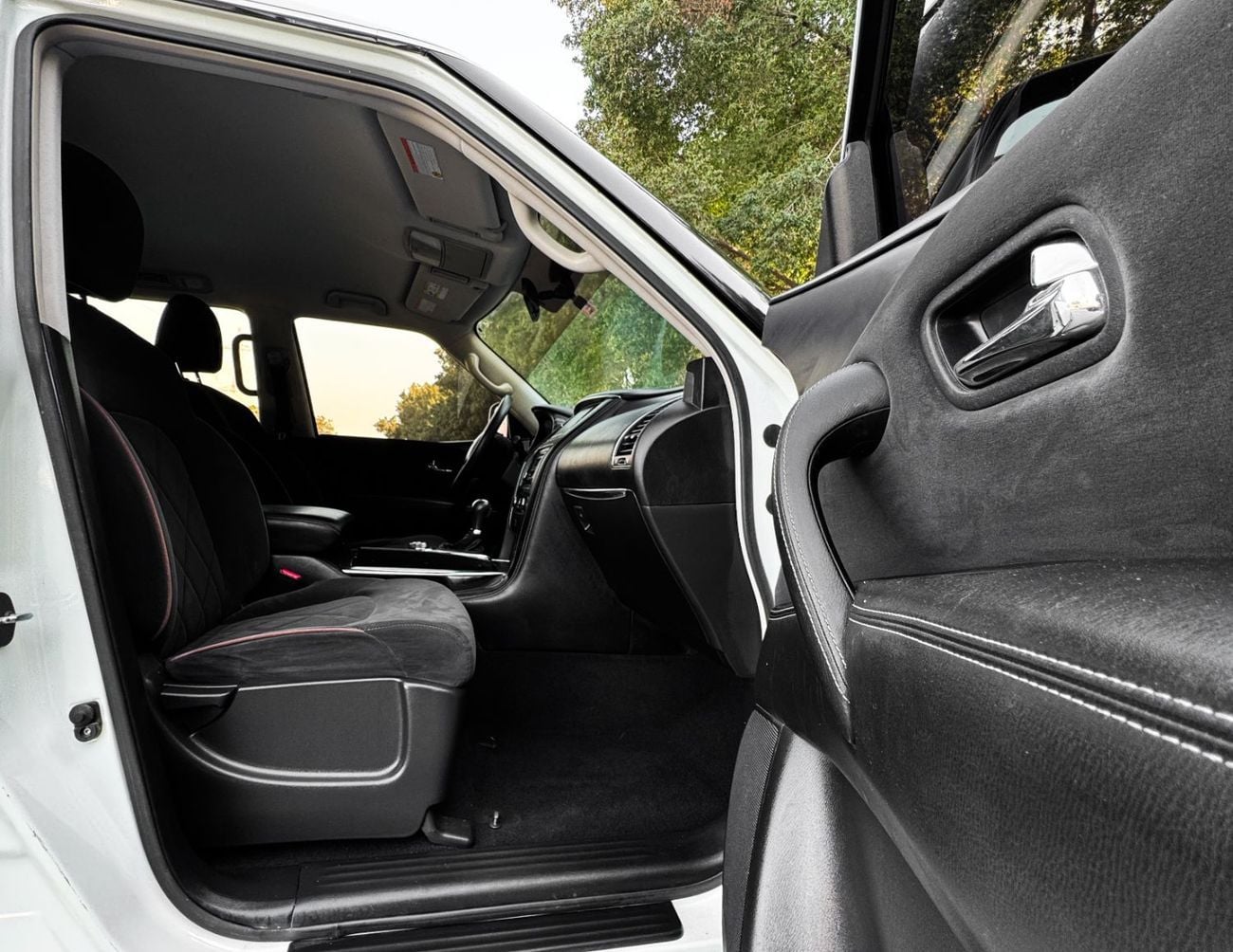 Nissan Patrol XE T1 5.6L Nissan Patrol | 5.6 L | 2019 | GCC | Original Paint | Accident-Free | In Excellent Condit