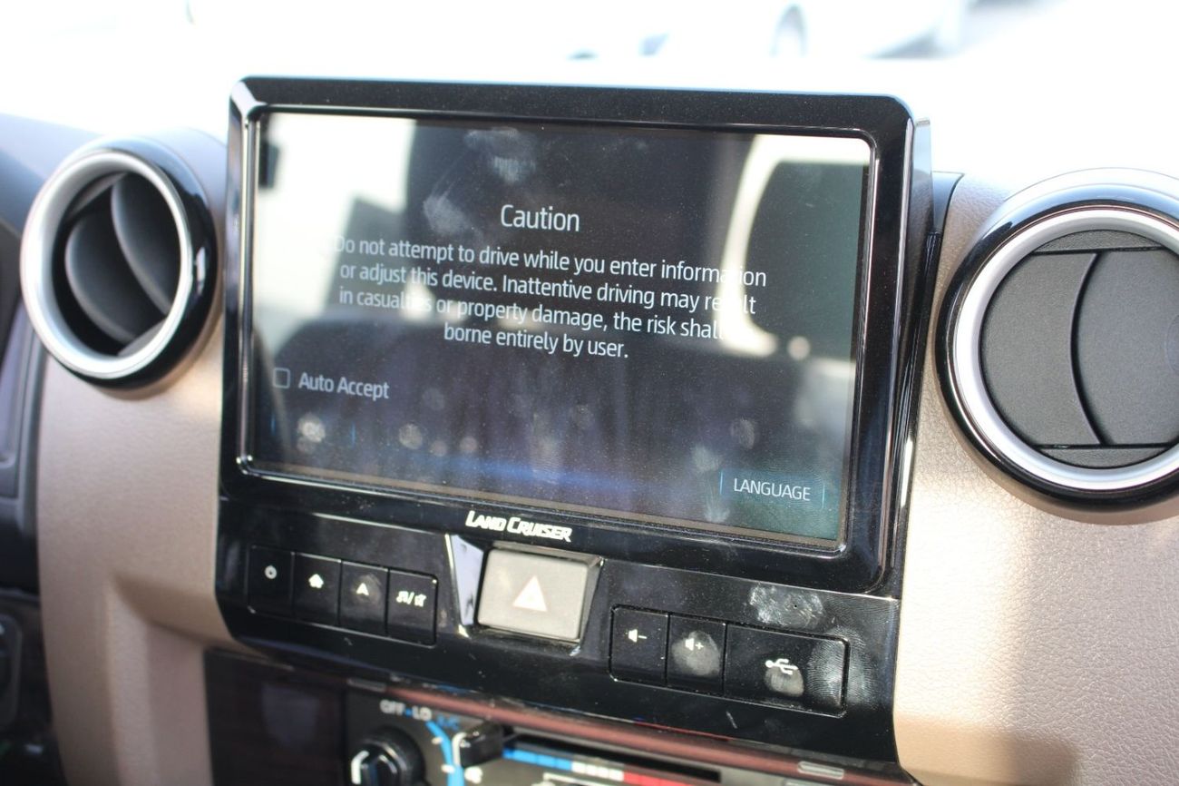 تويوتا لاند كروزر بيك آب TOYOTA LANDCRUISER 79 2.8L DIESEL DOUBLE CAB 4WD LX-Z AUTO