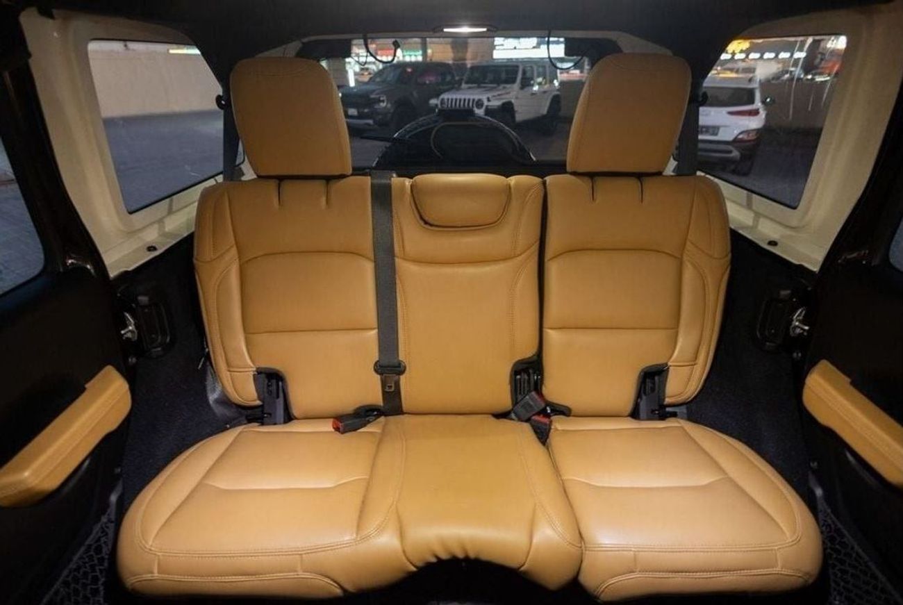 Jeep Wrangler Unlimited Sport 3.6L M/T Jeep Wrangler Unlimited Sport 2021 American Spec under Warranty with Flexib