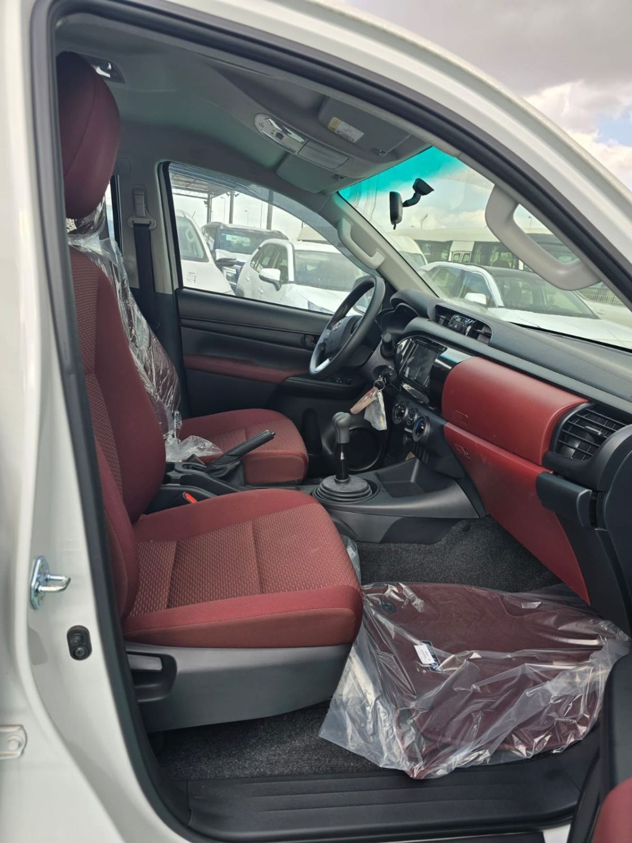 تويوتا هيلوكس TOYOTA HILUX 2.4L DIESEL 2026 MODEL