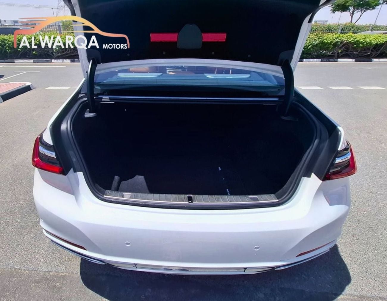بي أم دبليو 730Li EXCELLENCE