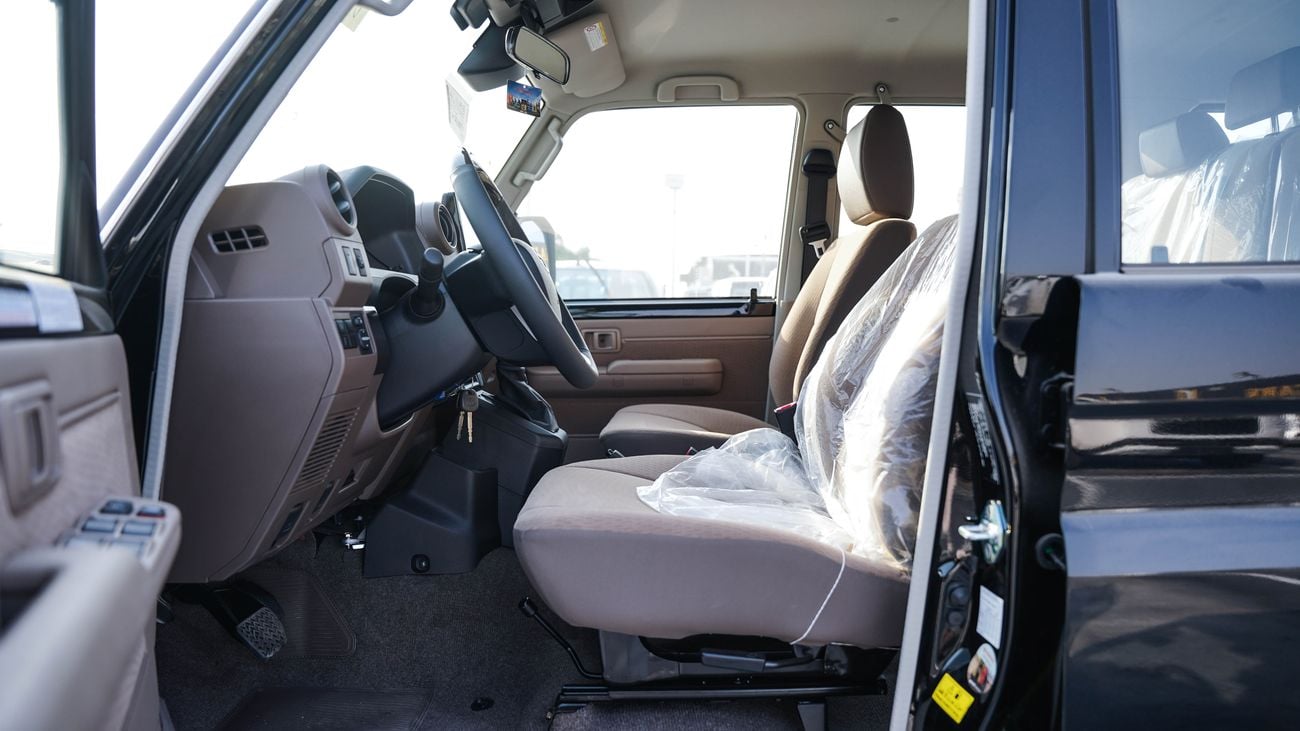 Toyota Land Cruiser 70