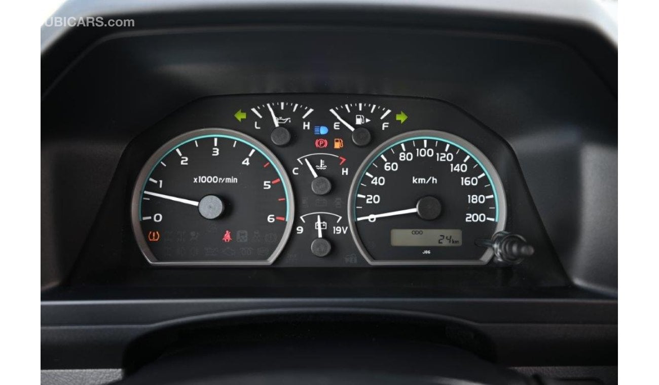 Toyota Land Cruiser Pick Up Double Cab V8 4.5L Manual Transmission