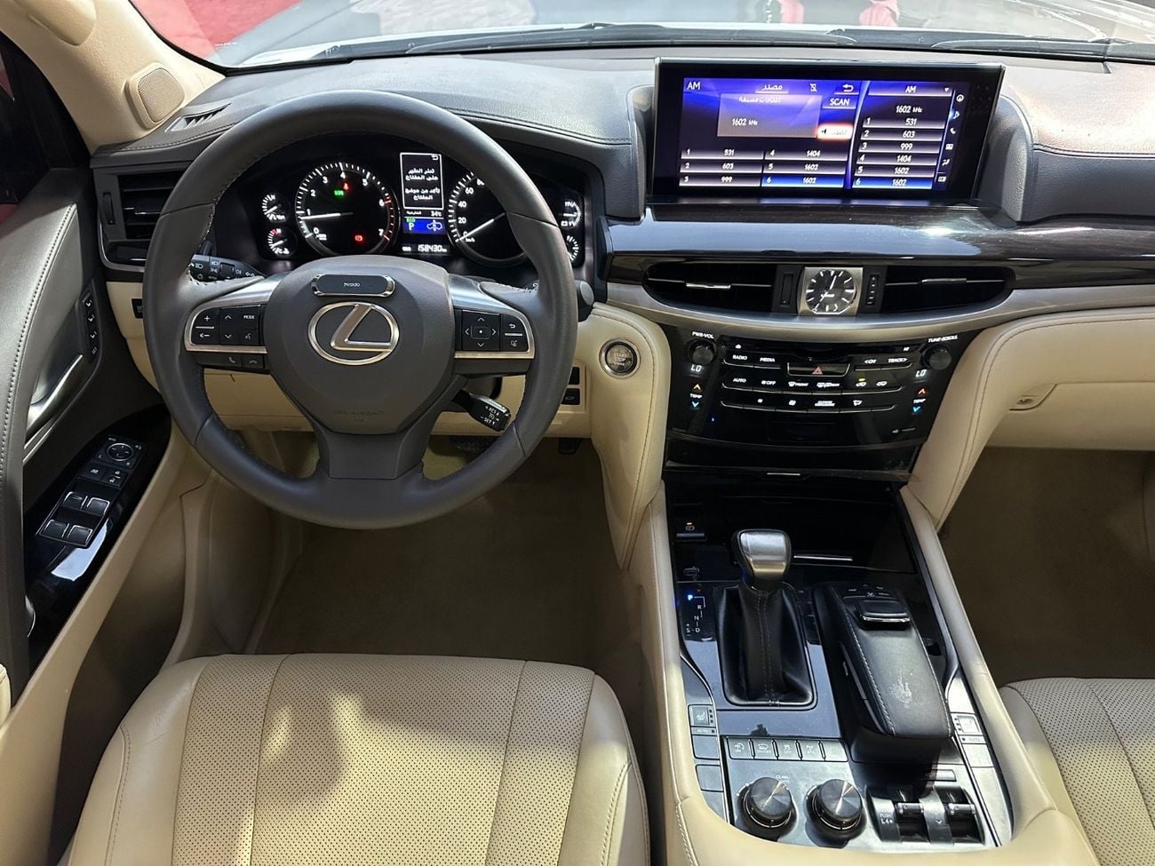 لكزس LX 570 SIGNATURE