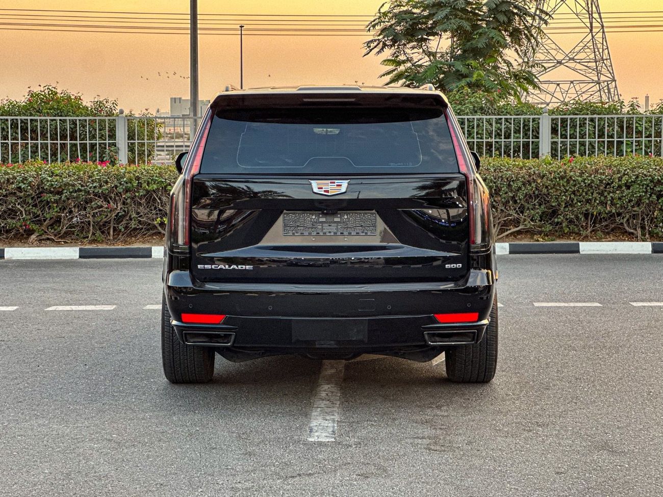 Cadillac Escalade Sport Platinum 6.2L 4WD 2023 Cadillac Escalade Sport Platinum | Law Mileage (29,000 Km) | Gcc Specs