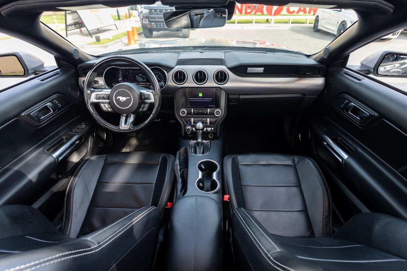 Ford Mustang Premium