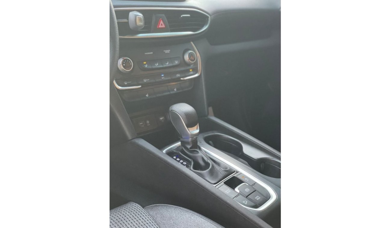 هيونداي سانتا في 2019 Hyundai Santa Fe SEL+ 2.4L 4x4 AWD Push Start